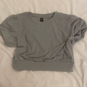 Women’s grey crop top
